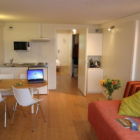 Hôtel Pierre Blanche Chatillon-en-Michaille Quarto foto